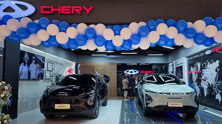 Cara Unik Chery Mendekat ke Konsumen, Resmikan Diler di Mall Cara Unik Chery Mendekat ke Konsumen, Resmikan Diler di Mall