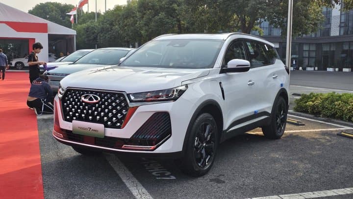 Alasan Chery Luncurkan Mobil Listrik Duluan Daripada Hybrid di RI Alasan Chery Luncurkan Mobil Listrik Duluan Daripada Hybrid di RI