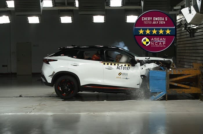 Sempat Patah As Roda, Chery OMODA 5 Lulus Uji Tabrak ASEAN NCAP Sempat Patah As Roda, Chery OMODA 5 Lulus Uji Tabrak ASEAN NCAP