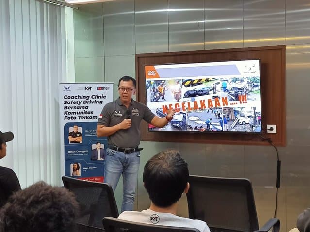 Coaching Clinic II Bersama Wuling dan KFT Telkom Sukses Digelar Coaching Clinic II Bersama Wuling dan KFT Telkom Sukses Digelar