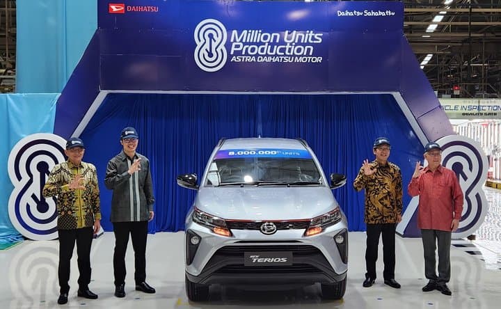 8 Juta Unit Mobil Sudah Diproduksi Daihatsu di Indonesia 8 Juta Unit Mobil Sudah Diproduksi Daihatsu di Indonesia