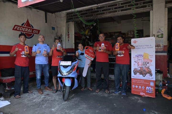 Jelang Akhir Tahun, Federal Oil Bagikan Motor untuk Pengguna Olinya Jelang Akhir Tahun, Federal Oil Bagikan Motor untuk Pengguna Olinya