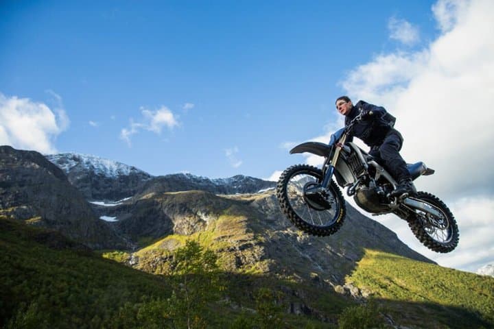 Deretan Motor yang Pernah Ditunggangi Tom Cruise buat Adegan Ekstrem Deretan Motor yang Pernah Ditunggangi Tom Cruise buat Adegan Ekstrem