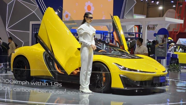 Jadi Mobil Terngebut di GIIAS, Supercar Aion Hyper SSR Kapan Dijual? Jadi Mobil Terngebut di GIIAS, Supercar Aion Hyper SSR Kapan Dijual?