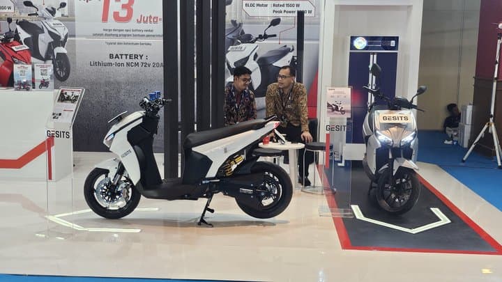 Motor Listrik GESITS Akan Pakai Baterai Lokal, Harga Bisa Lebih Murah Motor Listrik GESITS Akan Pakai Baterai Lokal, Harga Bisa Lebih Murah