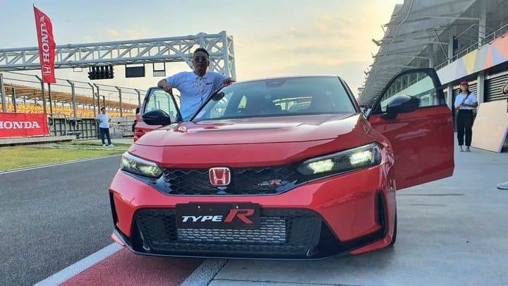 Ngegas Honda Civic Type R di Sirkuit Mandalika, Monster Buas yang Jinak Ngegas Honda Civic Type R di Sirkuit Mandalika, Monster Buas yang Jinak