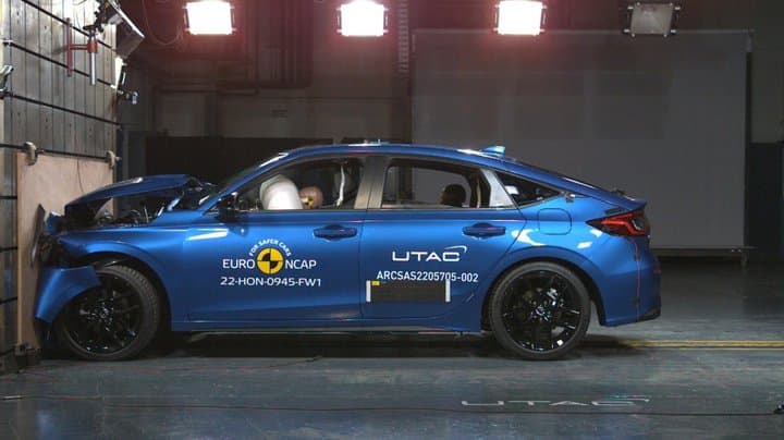 Hasil Uji Tabrak Honda Civic Hybrid, Seberapa Aman? Hasil Uji Tabrak Honda Civic Hybrid, Seberapa Aman?