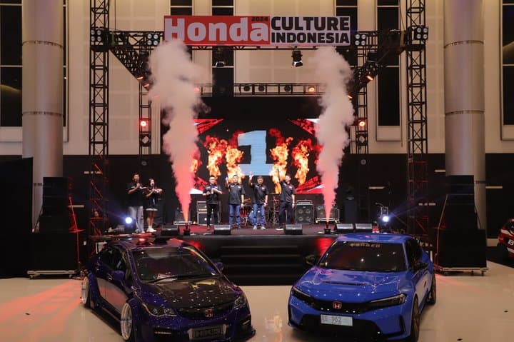 Jajaran Mobil 'Culture' Honda yang Mejeng di Surabaya Jajaran Mobil 'Culture' Honda yang Mejeng di Surabaya
