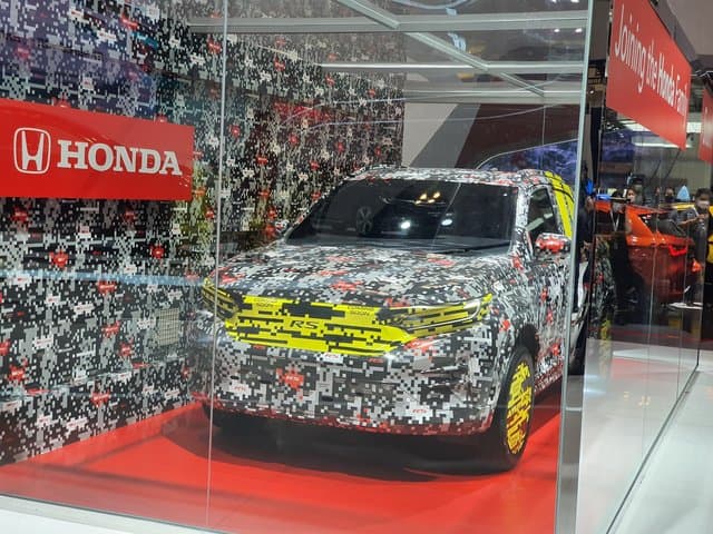 GIIAS 2022: Honda SUV Concept Makin Nyata, Tapi Belum juga Diluncurkan GIIAS 2022: Honda SUV Concept Makin Nyata, Tapi Belum juga Diluncurkan