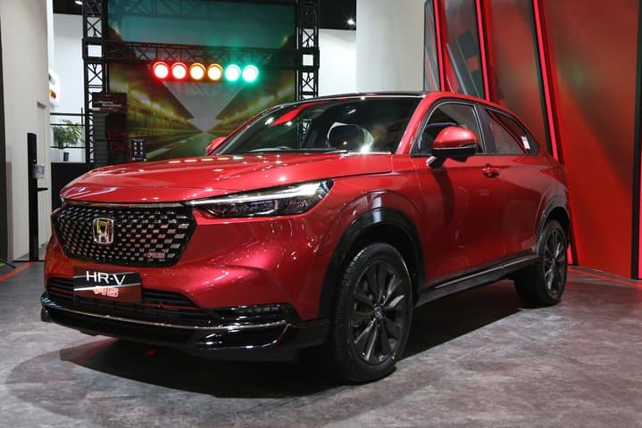 SUV Kompak Terlaris: HR-V Belum Goyah, Omoda 5 Tempel Creta SUV Kompak Terlaris: HR-V Belum Goyah, Omoda 5 Tempel Creta