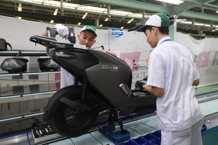 Komitmen Elektrifikasi AHM di RI: Tidak Sekadar Jualan Motor Listrik Komitmen Elektrifikasi AHM di RI: Tidak Sekadar Jualan Motor Listrik
