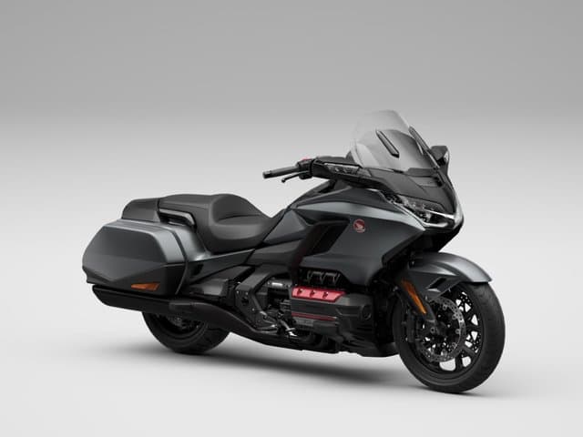 Kehebatan Honda Gold Wing Terbaru, Motor Touring Rp1 Miliar buat 'Sultan' Kehebatan Honda Gold Wing Terbaru, Motor Touring Rp1 Miliar buat 'Sultan'