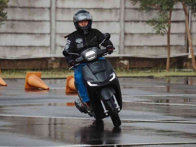 Pilihan Warna Menentukan Waktu Inden Honda Stylo 160 Pilihan Warna Menentukan Waktu Inden Honda Stylo 160