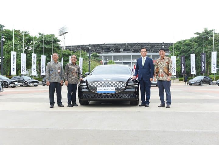 Giliran Hyundai Serahkan Ratusan Unit Genesis dan Ioniq 5 untuk KTT G20 Giliran Hyundai Serahkan Ratusan Unit Genesis dan Ioniq 5 untuk KTT G20