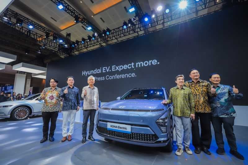IIMS 2024: Hyundai Pamer SUV Listrik Bongsor SEVEN Concept dan Kona EV