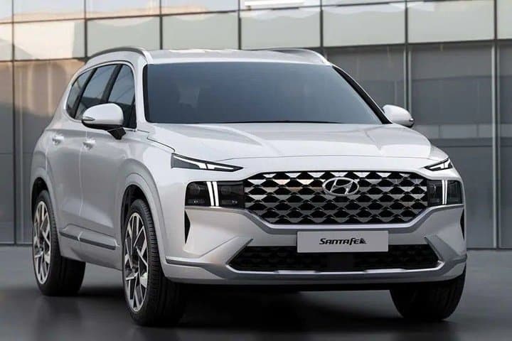 Hyundai Santa Fe Ditambahkan Bluelink dengan 53 Fitur Baru Hyundai Santa Fe Ditambahkan Bluelink dengan 53 Fitur Baru