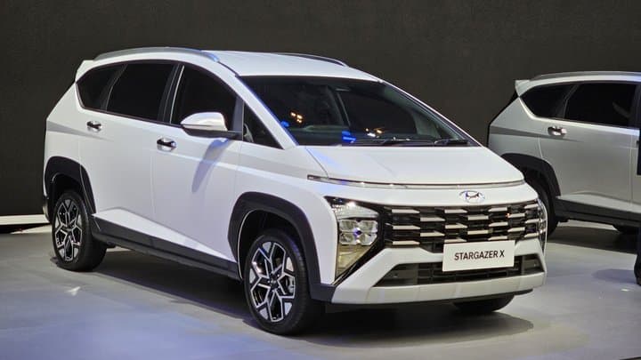 Hyundai Bakal Hadirkan Stargazer Listrik Khusus untuk Indonesia Hyundai Bakal Hadirkan Stargazer Listrik Khusus untuk Indonesia
