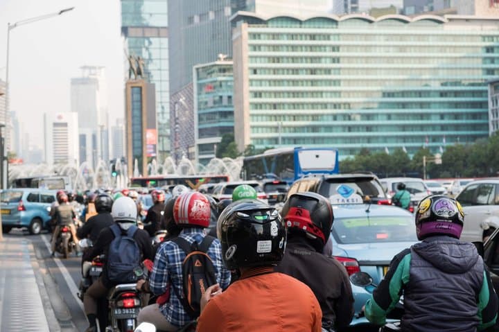Usia Kendaraan di Jakarta Akan Dibatasi Saat Pensiun Jadi Ibu Kota Usia Kendaraan di Jakarta Akan Dibatasi Saat Pensiun Jadi Ibu Kota