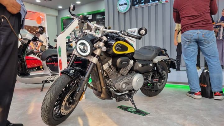Mengenal Spesifikasi Keeway Benda V252C, Tenaganya Cuma 25 HP? Mengenal Spesifikasi Keeway Benda V252C, Tenaganya Cuma 25 HP?