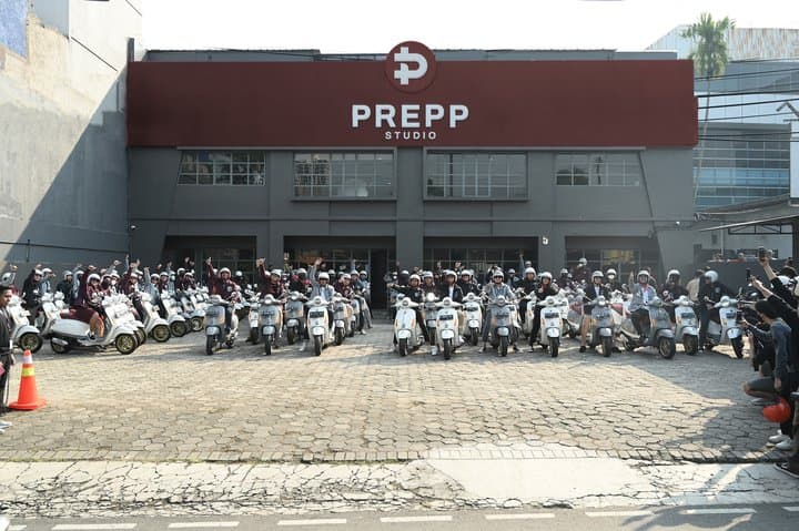 Prepp Scooter Club Pecahkan Rekor Muri, Rifat Sungkar Jadi Ketua Prepp Scooter Club Pecahkan Rekor Muri, Rifat Sungkar Jadi Ketua
