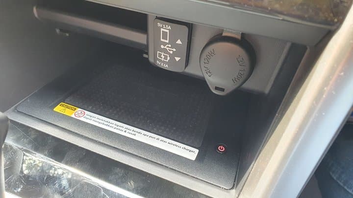 Fitur Baru Mitsubishi Xpander di Akhir Tahun, Wireless Charging! Fitur Baru Mitsubishi Xpander di Akhir Tahun, Wireless Charging!