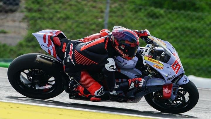 Marc Marquez Ikut Jajal Ducati Panigale V4S di Sirkuit Portimao Marc Marquez Ikut Jajal Ducati Panigale V4S di Sirkuit Portimao