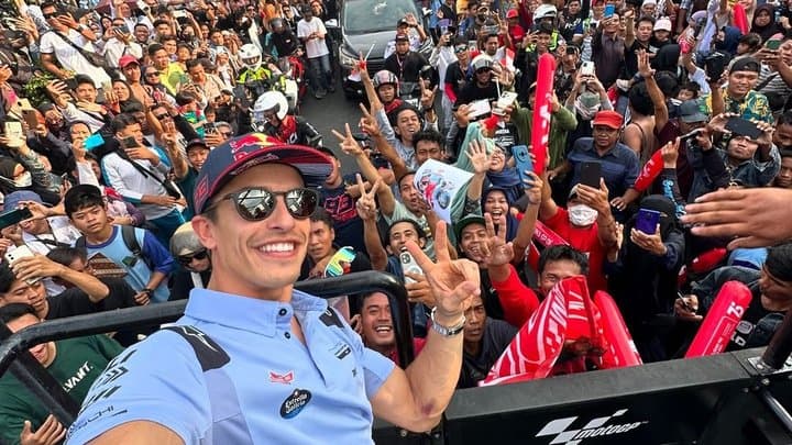 Tiba di Lombok, Marc Marquez: Anda Seperti Menjadi Rock Star! Tiba di Lombok, Marc Marquez: Anda Seperti Menjadi Rock Star!