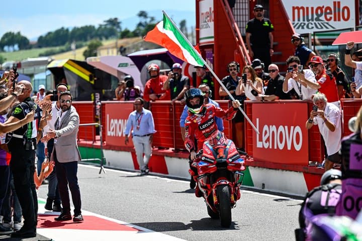 Hasil Balap MotoGP Italia: Dominasi Ducati, Marc Marquez Jatuh Hasil Balap MotoGP Italia: Dominasi Ducati, Marc Marquez Jatuh