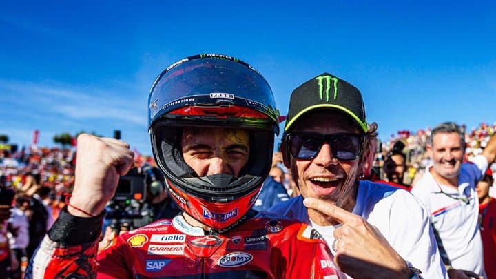 Nasihat Rossi Jadi Kunci Sukses Bagnaia Pimpin MotoGP 2024 Nasihat Rossi Jadi Kunci Sukses Bagnaia Pimpin MotoGP 2024