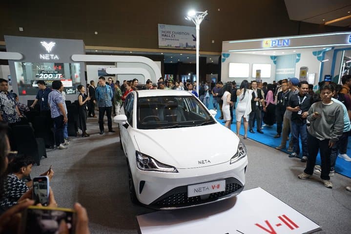 NETA V-II Versi Lokal Diluncurkan, Harga Cuma Rp200 Jutaan! NETA V-II Versi Lokal Diluncurkan, Harga Cuma Rp200 Jutaan!