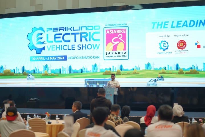 Siap Setrum-setruman, Ini Deretan Mobil dan Motor Baru di PEVS 2024 Siap Setrum-setruman, Ini Deretan Mobil dan Motor Baru di PEVS 2024