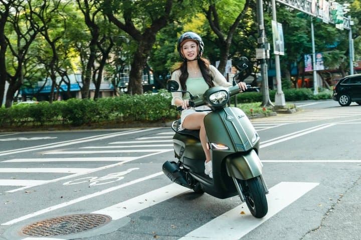4 Skutik Suzuki yang Bikin Ngiler, Tapi Gak Masuk Indonesia 4 Skutik Suzuki yang Bikin Ngiler, Tapi Gak Masuk Indonesia