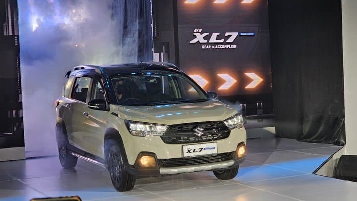 Suzuki XL7 Hybrid Resmi Diluncurkan, Banderol Masih di Bawah Rp300 Juta Suzuki XL7 Hybrid Resmi Diluncurkan, Banderol Masih di Bawah Rp300 Juta