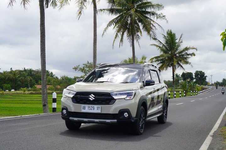 Mobil Hybrid Perawatannya Mahal? Suzuki XL7 Hybrid Cuma Rp15 Ribu per Hari Mobil Hybrid Perawatannya Mahal? Suzuki XL7 Hybrid Cuma Rp15 Ribu per Hari