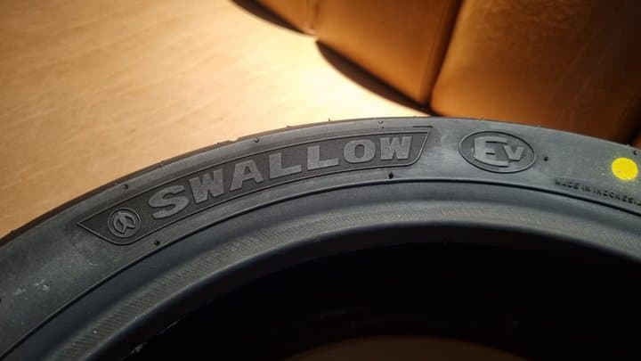 Ban dan Sendal Jepit Swallow Satu Perusahaan yang Sama? Ban dan Sendal Jepit Swallow Satu Perusahaan yang Sama?