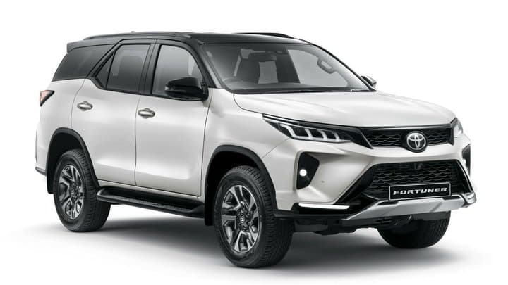 Toyota Fortuner Hybrid Diluncurkan, Makin Badak Makin Irit Toyota Fortuner Hybrid Diluncurkan, Makin Badak Makin Irit