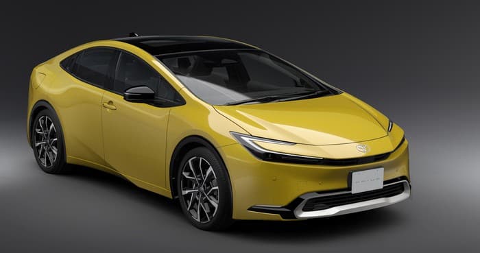 Toyota Prius Generasi Terbaru Diluncurkan, Makin Futuristis!