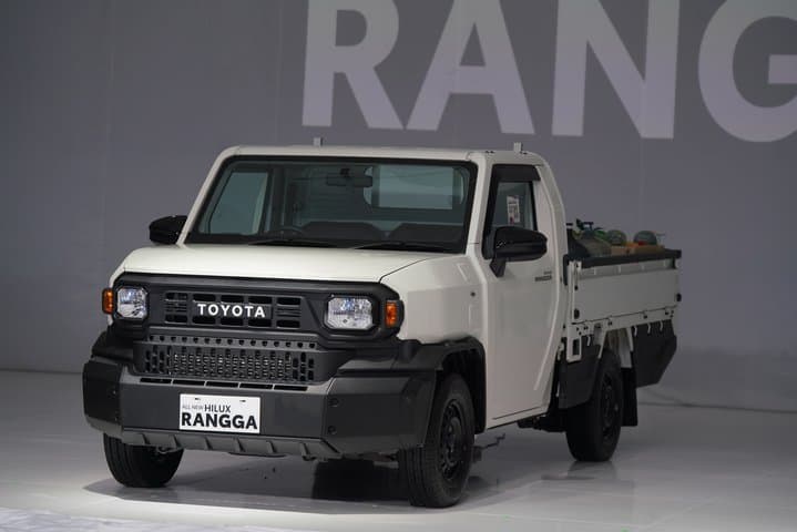 Toyota Hilux Rangga Gak Sekadar Modal Tampang, Tapi Irit BBM 14,9 Kpl! Toyota Hilux Rangga Gak Sekadar Modal Tampang, Tapi Irit BBM 14,9 Kpl!