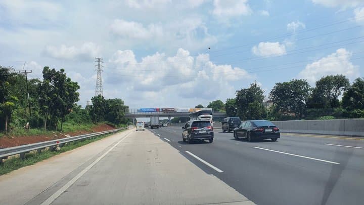 Jasa Marga Prediksi 1 Juta Kendaraan Keluar Jabodetabek di Libur Iduladha Jasa Marga Prediksi 1 Juta Kendaraan Keluar Jabodetabek di Libur Iduladha