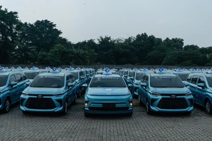 Baru Debut di GIIAS 2024, Hyundai Kona EV Jadi Armada Bluebird di IKN Baru Debut di GIIAS 2024, Hyundai Kona EV Jadi Armada Bluebird di IKN