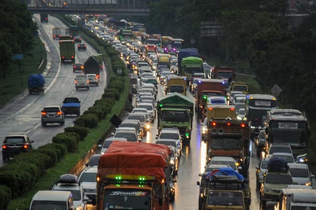 Prediksi Titik Kemacetan di Jalan Tol Saat Libur Nataru 2024