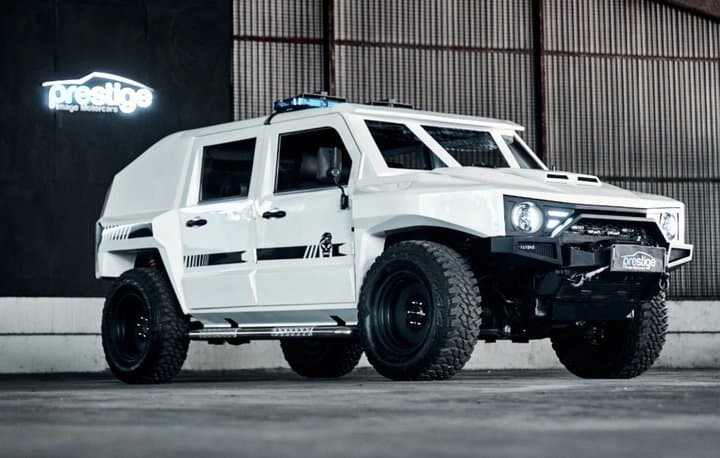 Pindad Maung Bakal Dijual di Showroom Mobil Mewah Prestige Motorcars Pindad Maung Bakal Dijual di Showroom Mobil Mewah Prestige Motorcars