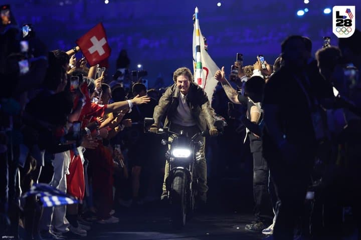 Ini Spesifikasi Motor Listrik Tom Cruise di Penutupan Olimpiade Paris Ini Spesifikasi Motor Listrik Tom Cruise di Penutupan Olimpiade Paris
