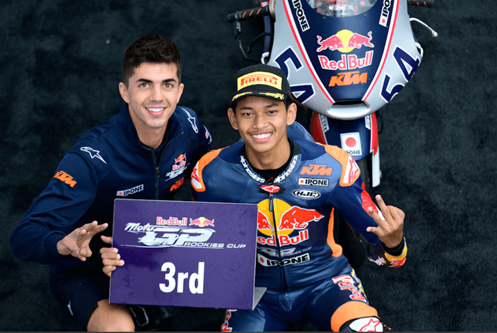 Kado Manis HUT RI: Pembalap Indonesia Podium di Red Bull Ring Kado Manis HUT RI: Pembalap Indonesia Podium di Red Bull Ring