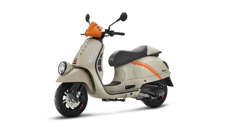 Bau Orang Kaya Menyebar dari Vespa GTV 300 HPE Bau Orang Kaya Menyebar dari Vespa GTV 300 HPE