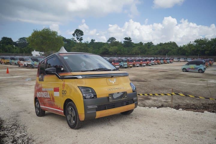 Latihan Menaklukkan Wuling Air ev untuk KTT G20 Latihan Menaklukkan Wuling Air ev untuk KTT G20