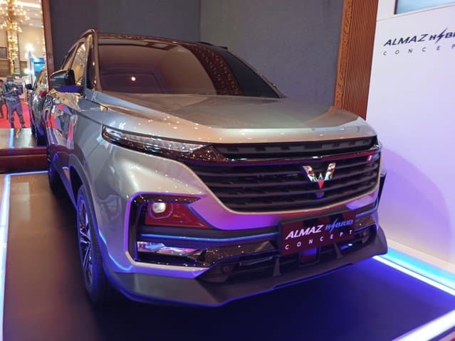Ubahan Minor Wuling Almaz Hybrid yang Hadir di Jakarta Ubahan Minor Wuling Almaz Hybrid yang Hadir di Jakarta