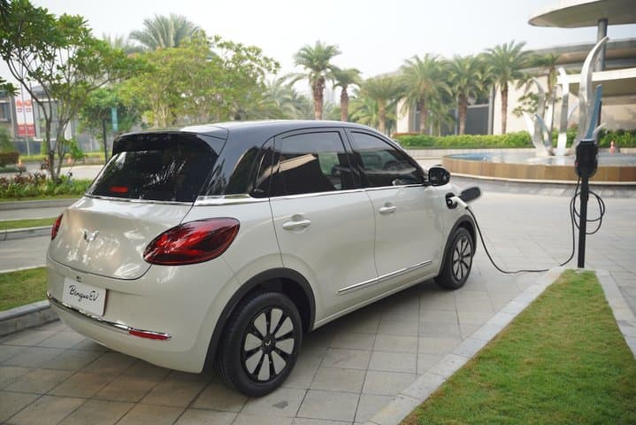 Belum Ada Harga Resmi, Wuling BinguoEV Sudah Dipesan 2 Ribu Unit Lebih Belum Ada Harga Resmi, Wuling BinguoEV Sudah Dipesan 2 Ribu Unit Lebih