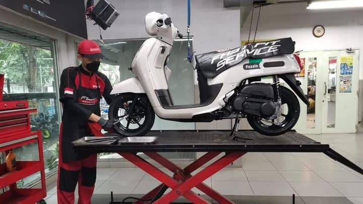 Motor Ditinggal Liburan? Jangan Lupa Cabut Aki Biar Gak Tekor! Motor Ditinggal Liburan? Jangan Lupa Cabut Aki Biar Gak Tekor!