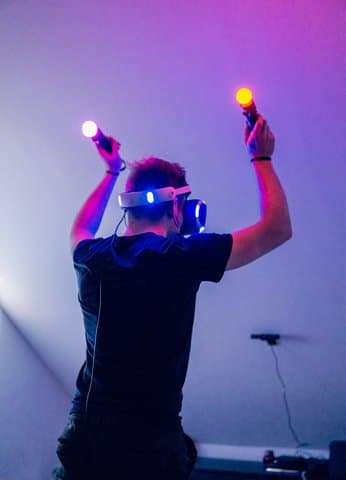 Headset VR Meta Baru Dirilis Oktober, Makin Pintar Makin 'Ngeri' Headset VR Meta Baru Dirilis Oktober, Makin Pintar Makin 'Ngeri'